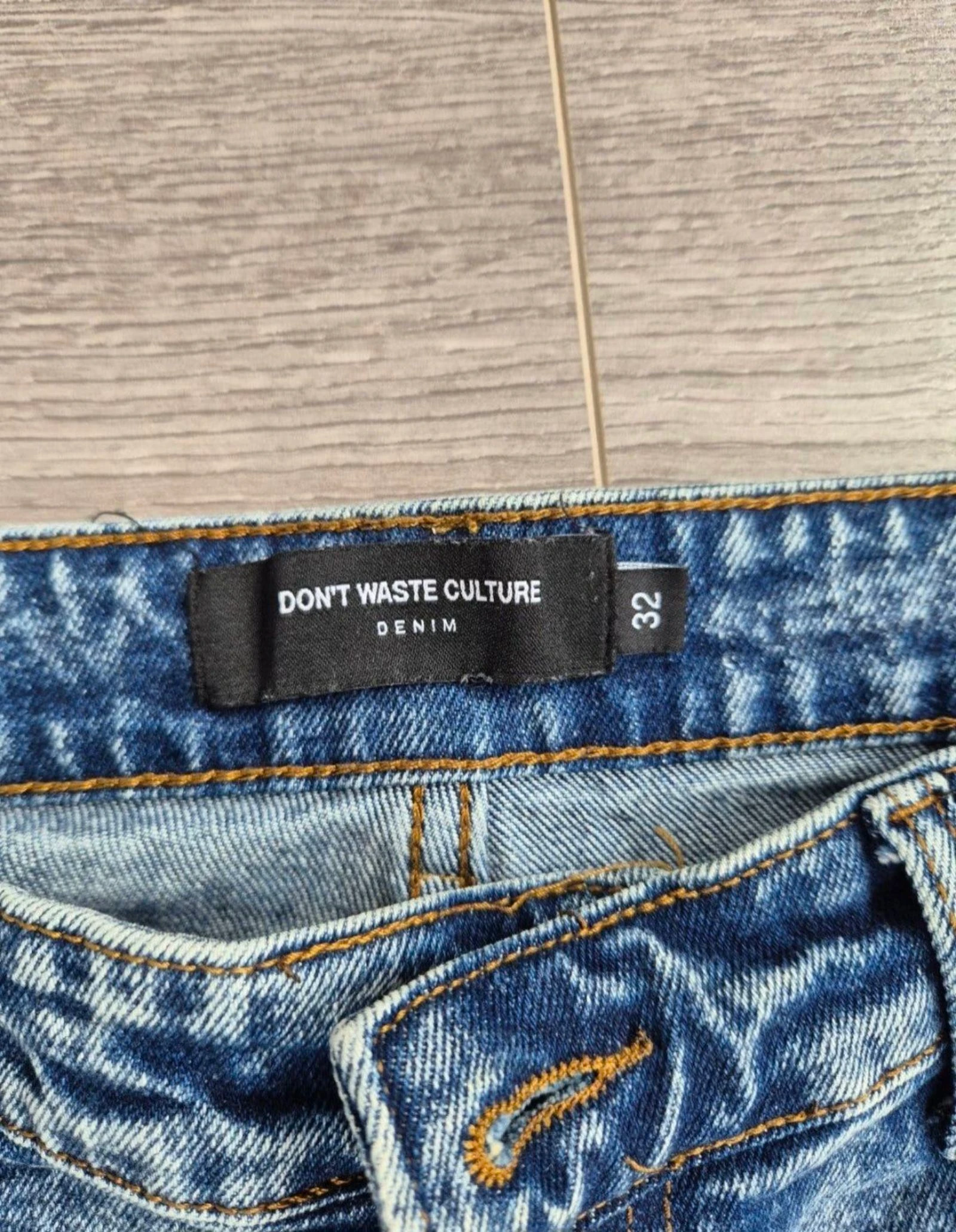 Don't Waste Culture Acid Wash Flare Jeans avec fentes - Taille 32 – photo 3